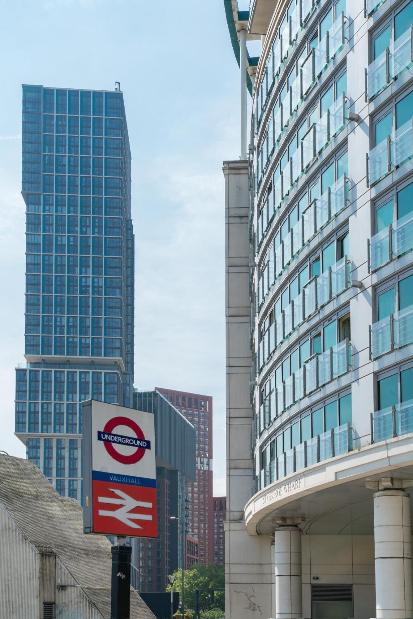 Vauxhall Luxury Manhattan London Exteriör bild